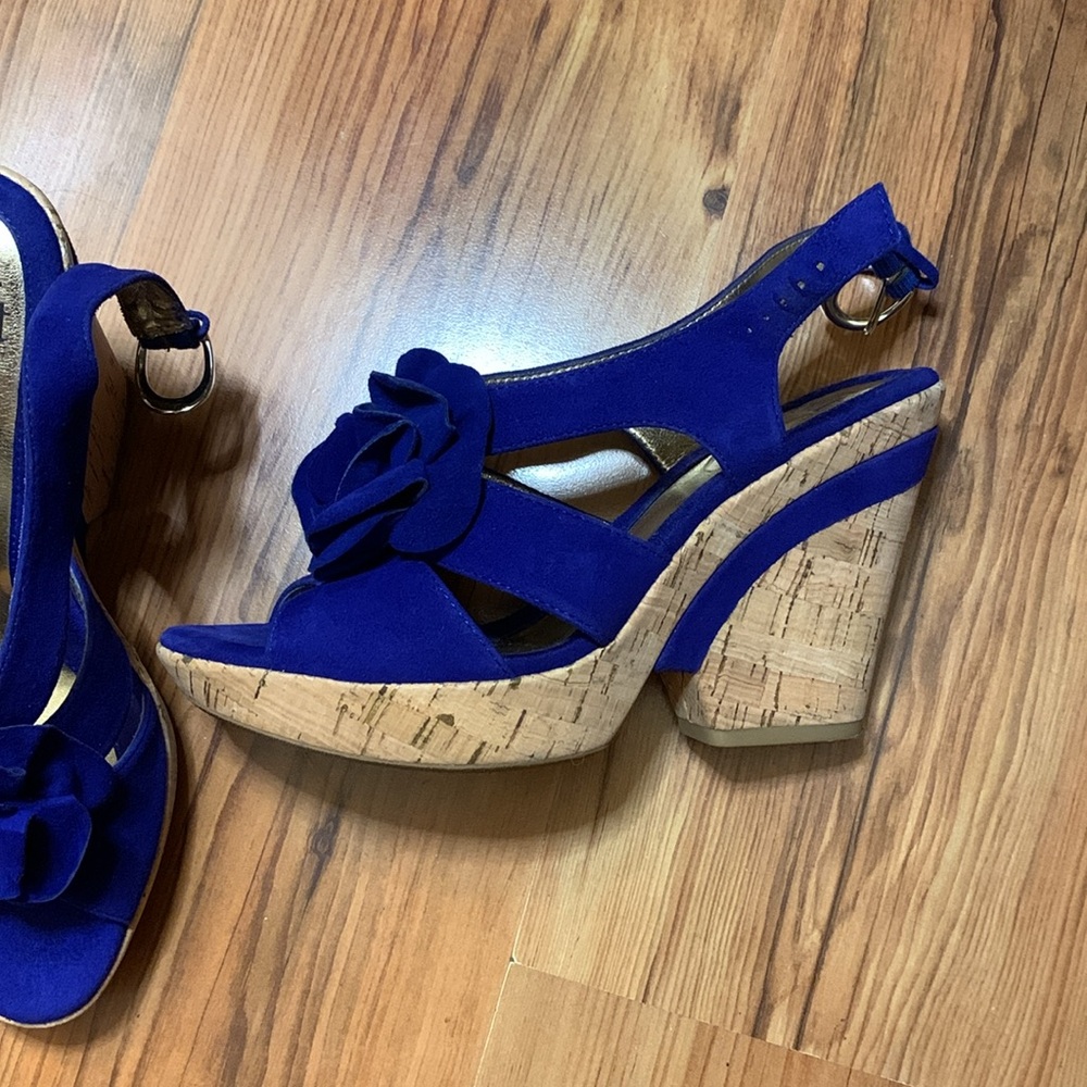 Sofft Blue Suede Sandals Odelle Size 7.5 - Picture 2 of 5